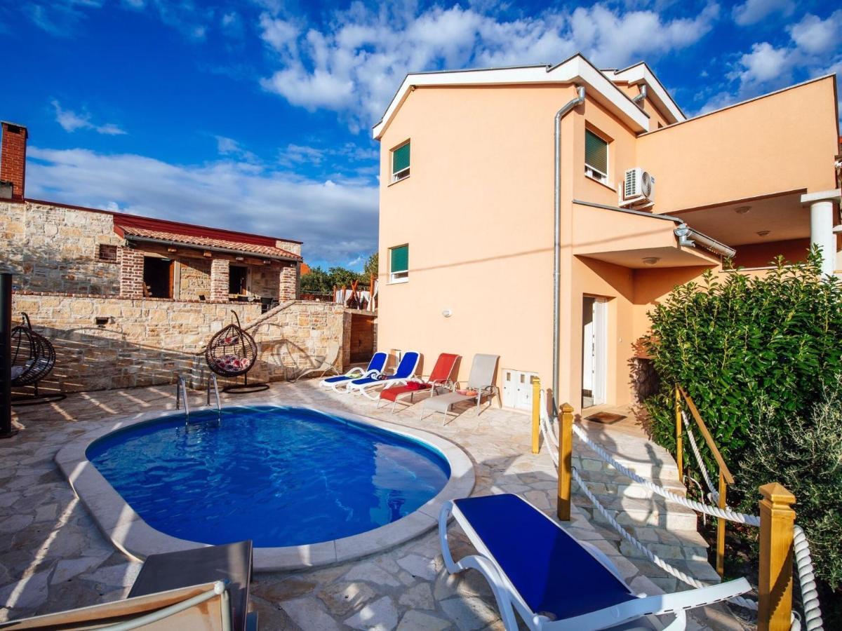 Splendid Holiday Home In Jasenice Maslenica Zewnętrze zdjęcie